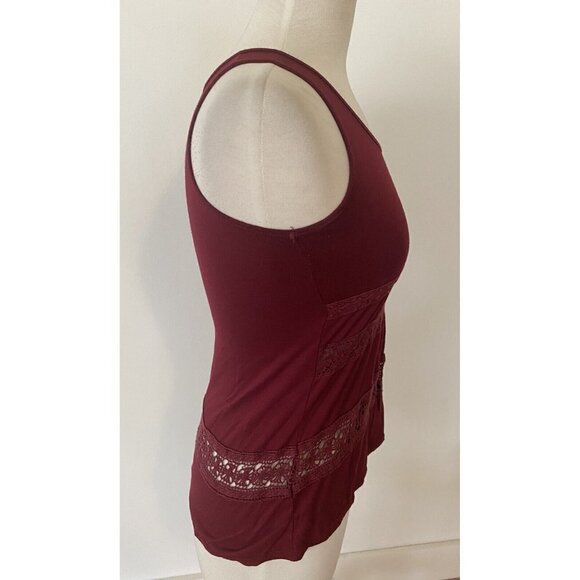 Wild Blue X Sadie Robertson Women’s Burgundy Red Tank Top S Peep Hole - Picture 4 of 7